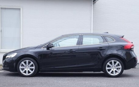 Volvo V40 II рестайлинг, 2019 год, 1 250 000 рублей, 6 фотография