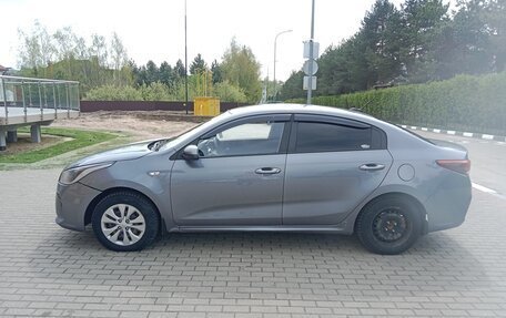KIA Rio IV, 2018 год, 965 000 рублей, 4 фотография