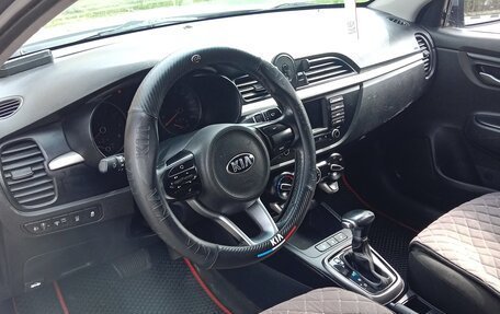 KIA Rio IV, 2018 год, 965 000 рублей, 12 фотография