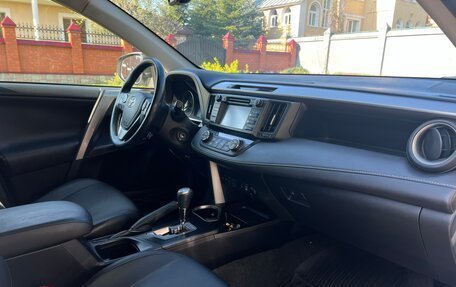 Toyota RAV4, 2016 год, 2 400 000 рублей, 7 фотография