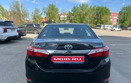 Toyota Corolla, 2013 год, 1 055 000 рублей, 8 фотография