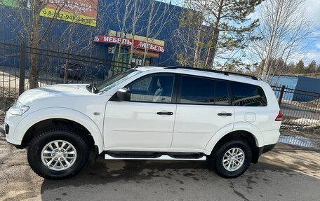 Mitsubishi Pajero Sport II рестайлинг, 2014 год, 2 150 000 рублей, 4 фотография