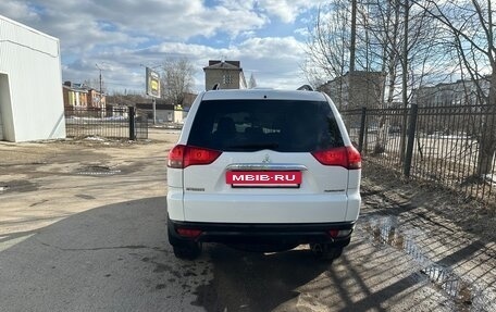 Mitsubishi Pajero Sport II рестайлинг, 2014 год, 2 150 000 рублей, 2 фотография