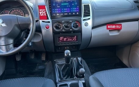 Mitsubishi Pajero Sport II рестайлинг, 2014 год, 2 150 000 рублей, 9 фотография