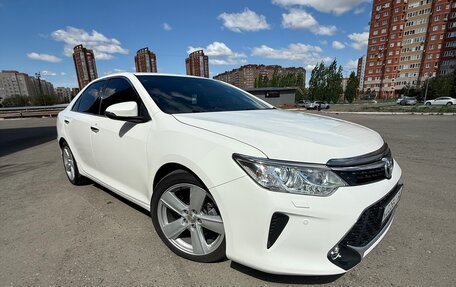 Toyota Camry, 2015 год, 2 138 000 рублей, 16 фотография