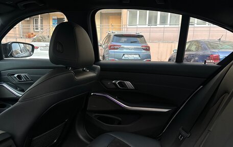 BMW 3 серия, 2021 год, 4 290 000 рублей, 19 фотография