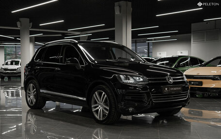 Volkswagen Touareg III, 2010 год, 3 300 000 рублей, 2 фотография
