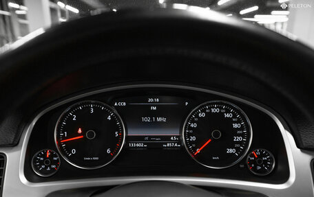 Volkswagen Touareg III, 2010 год, 3 300 000 рублей, 14 фотография