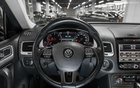 Volkswagen Touareg III, 2010 год, 3 300 000 рублей, 13 фотография