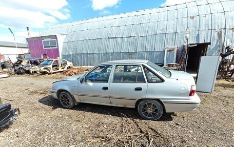 Daewoo Nexia I рестайлинг, 1997 год, 60 000 рублей, 6 фотография