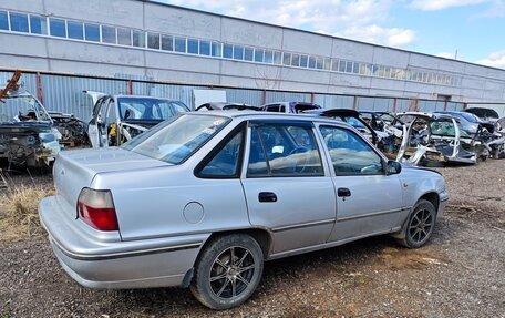 Daewoo Nexia I рестайлинг, 1997 год, 60 000 рублей, 10 фотография