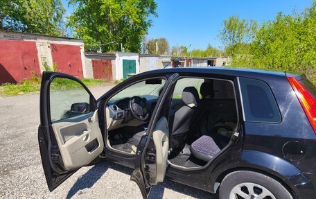 Ford Fiesta, 2007 год, 510 000 рублей, 14 фотография