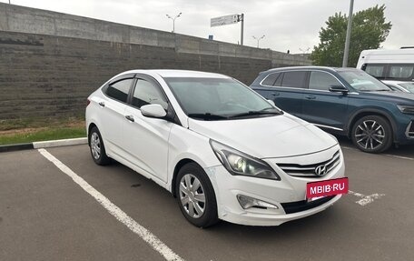 Hyundai Solaris II рестайлинг, 2016 год, 630 000 рублей, 2 фотография