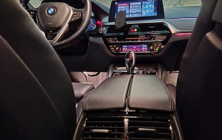 BMW 5 серия, 2017 год, 2 630 000 рублей, 5 фотография