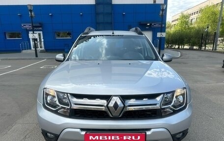 Renault Duster I рестайлинг, 2017 год, 1 000 000 рублей, 5 фотография