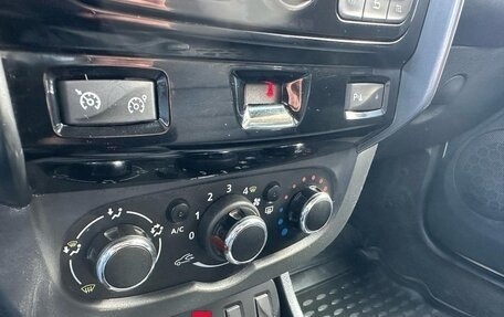 Renault Duster I рестайлинг, 2017 год, 1 000 000 рублей, 17 фотография