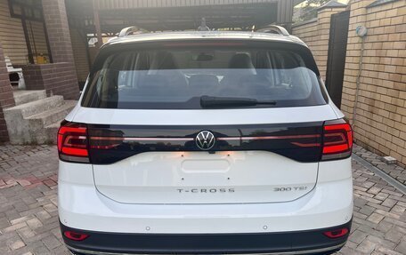 Volkswagen T-Cross I, 2024 год, 3 050 000 рублей, 22 фотография