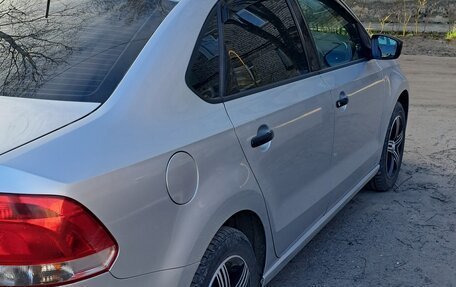 Volkswagen Polo VI (EU Market), 2011 год, 680 000 рублей, 7 фотография