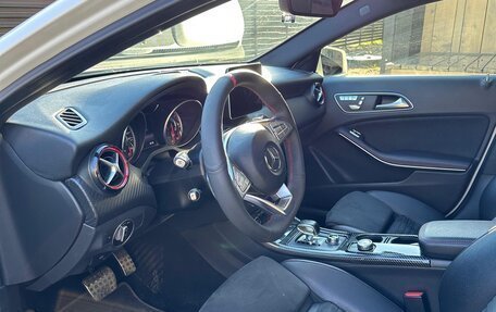 Mercedes-Benz A-Класс AMG, 2018 год, 3 500 000 рублей, 12 фотография