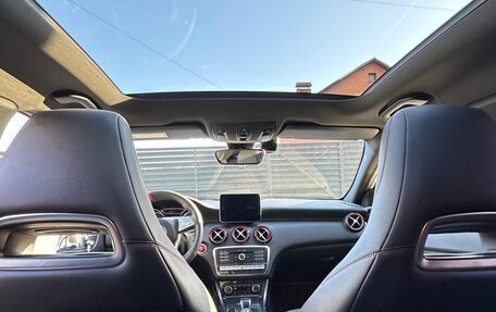 Mercedes-Benz A-Класс AMG, 2018 год, 3 500 000 рублей, 9 фотография