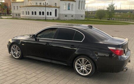 BMW 5 серия, 2004 год, 1 200 000 рублей, 2 фотография