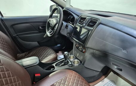 Renault Logan II, 2020 год, 870 000 рублей, 12 фотография