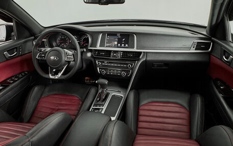 KIA Optima IV, 2018 год, 1 799 000 рублей, 10 фотография