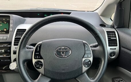 Toyota Prius, 2008 год, 820 000 рублей, 14 фотография