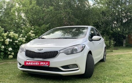 KIA Cerato III, 2015 год, 990 000 рублей, 2 фотография