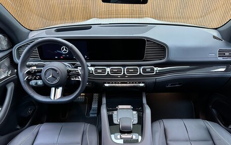 Mercedes-Benz GLS, 2024 год, 18 900 000 рублей, 9 фотография