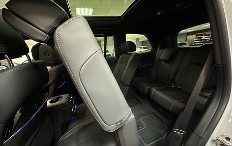 Mercedes-Benz GLS, 2024 год, 18 900 000 рублей, 13 фотография