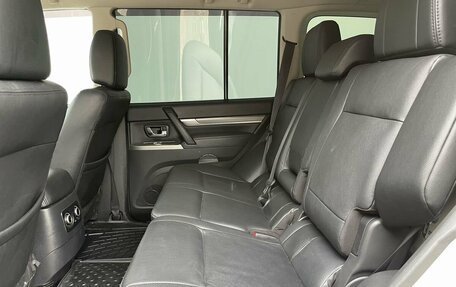 Mitsubishi Pajero IV, 2014 год, 2 445 000 рублей, 11 фотография