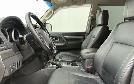 Mitsubishi Pajero IV, 2014 год, 2 445 000 рублей, 10 фотография