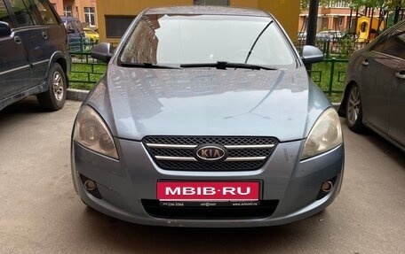 KIA cee'd I рестайлинг, 2008 год, 590 000 рублей, 1 фотография