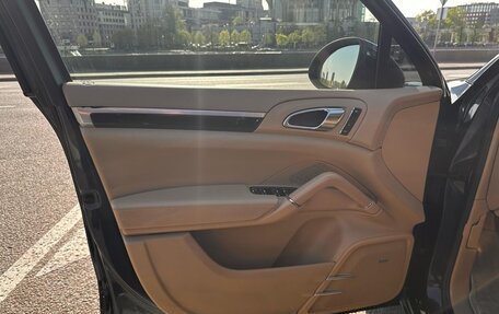 Porsche Cayenne III, 2011 год, 2 450 000 рублей, 7 фотография