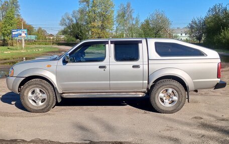 Nissan NP300, 2012 год, 1 150 000 рублей, 2 фотография