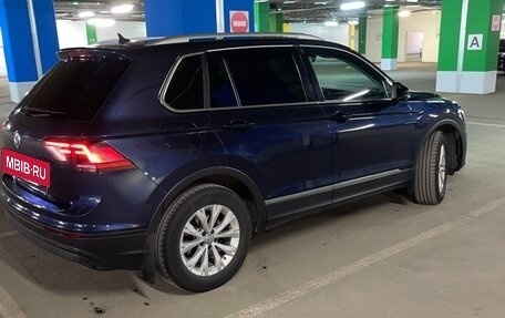 Volkswagen Tiguan II, 2017 год, 2 610 000 рублей, 4 фотография