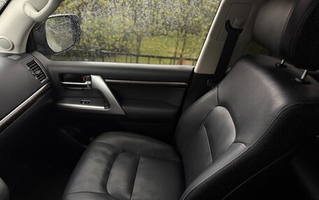 Toyota Land Cruiser 200, 2015 год, 5 400 000 рублей, 16 фотография