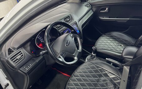 KIA Rio III рестайлинг, 2016 год, 999 999 рублей, 17 фотография