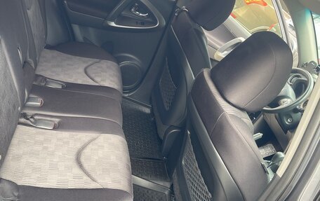 Toyota RAV4, 2012 год, 1 700 000 рублей, 10 фотография
