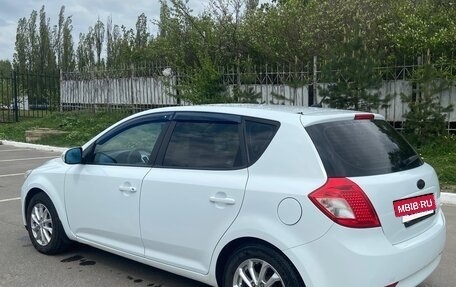 KIA cee'd I рестайлинг, 2010 год, 730 000 рублей, 5 фотография