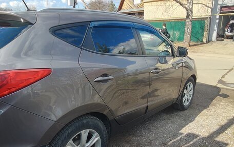 Hyundai ix35 I рестайлинг, 2011 год, 990 000 рублей, 10 фотография
