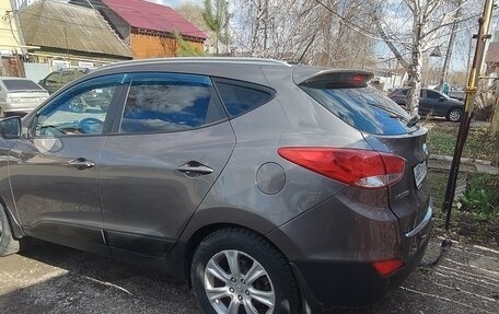 Hyundai ix35 I рестайлинг, 2011 год, 990 000 рублей, 17 фотография