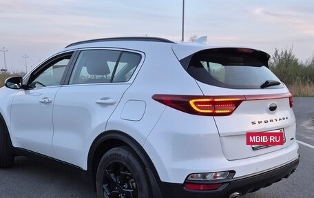KIA Sportage IV рестайлинг, 2020 год, 2 950 000 рублей, 9 фотография