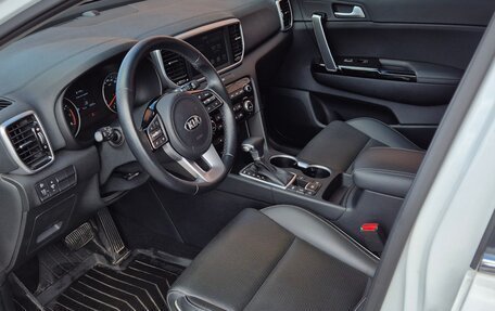 KIA Sportage IV рестайлинг, 2020 год, 2 950 000 рублей, 12 фотография