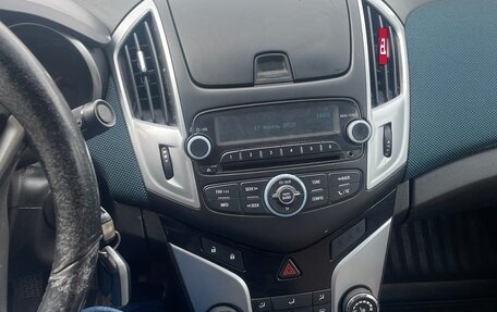 Chevrolet Cruze II, 2013 год, 600 000 рублей, 2 фотография
