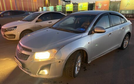 Chevrolet Cruze II, 2013 год, 600 000 рублей, 10 фотография