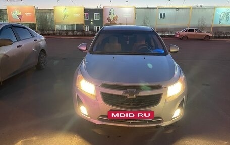 Chevrolet Cruze II, 2013 год, 600 000 рублей, 13 фотография