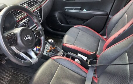 KIA Rio IV, 2019 год, 1 630 000 рублей, 2 фотография