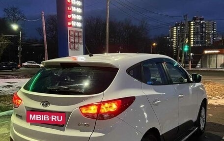 Hyundai ix35 I рестайлинг, 2012 год, 949 000 рублей, 11 фотография